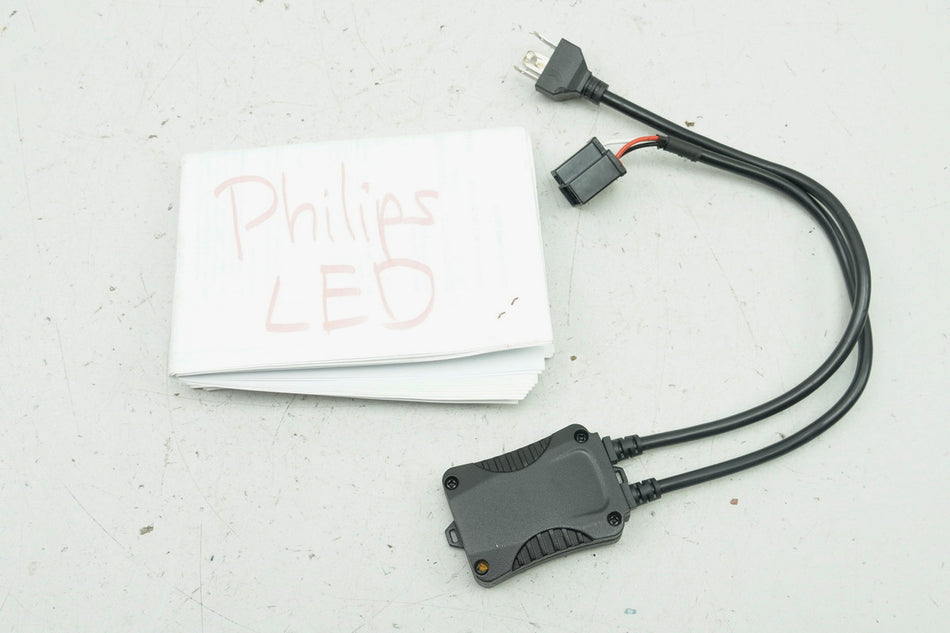 KTM 1290 SUPERDUKE R Módulo adaptador CAN Bus Juego de faros Philips H4 para lámpara