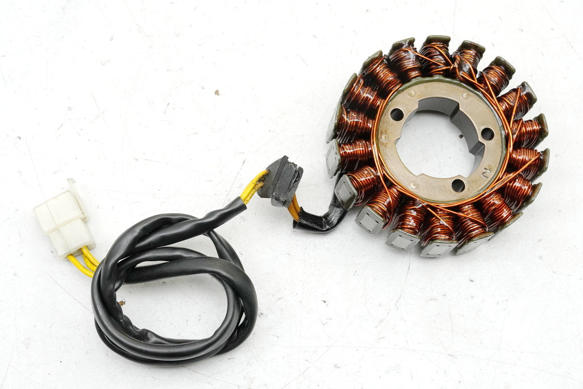 SUZUKI GSF 400 GK75B Bandit Lima Stator Lichtmaschine