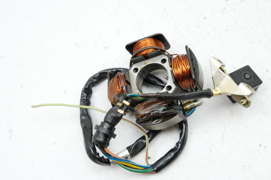 KYMCO ZING 125 RFBRF25AA Estátor de Lima original alternador para motor 8785km