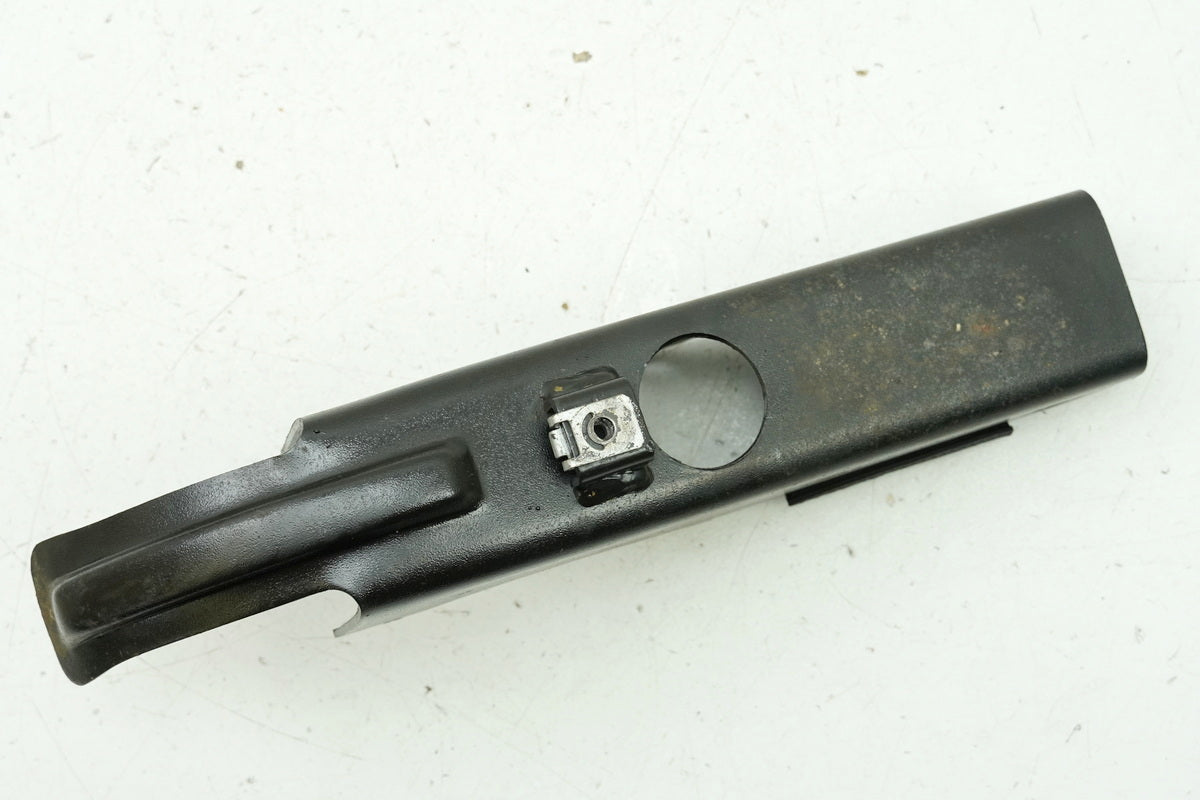 Aprilia Pegaso 650 660 Strada Engine Mount Screw Axle Bolt Retaining Plate