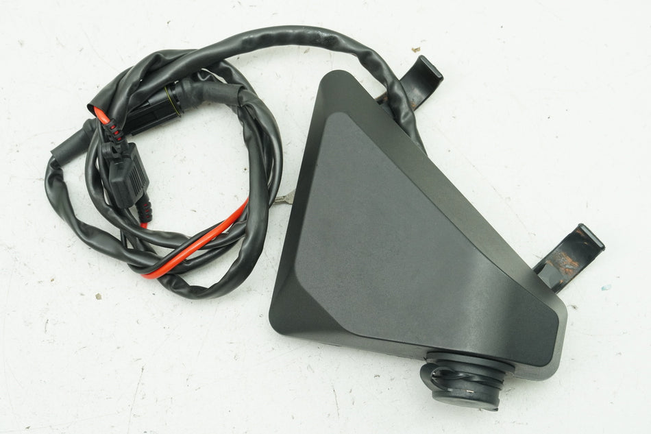 KTM 1290 SUPERDUKE Abdeckung Rahmen rechts Kniepad Cover Blende Bordsteckdose