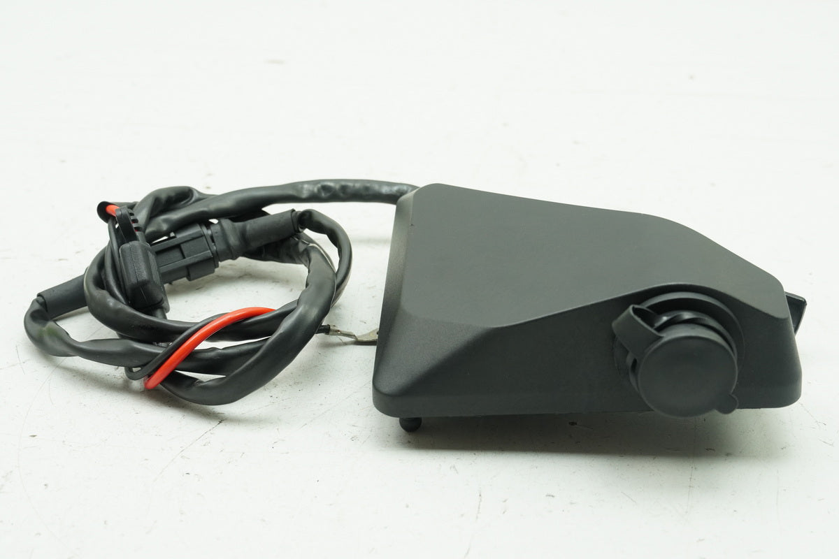 KTM 1290 SUPERDUKE Abdeckung Rahmen rechts Kniepad Cover Blende Bordsteckdose