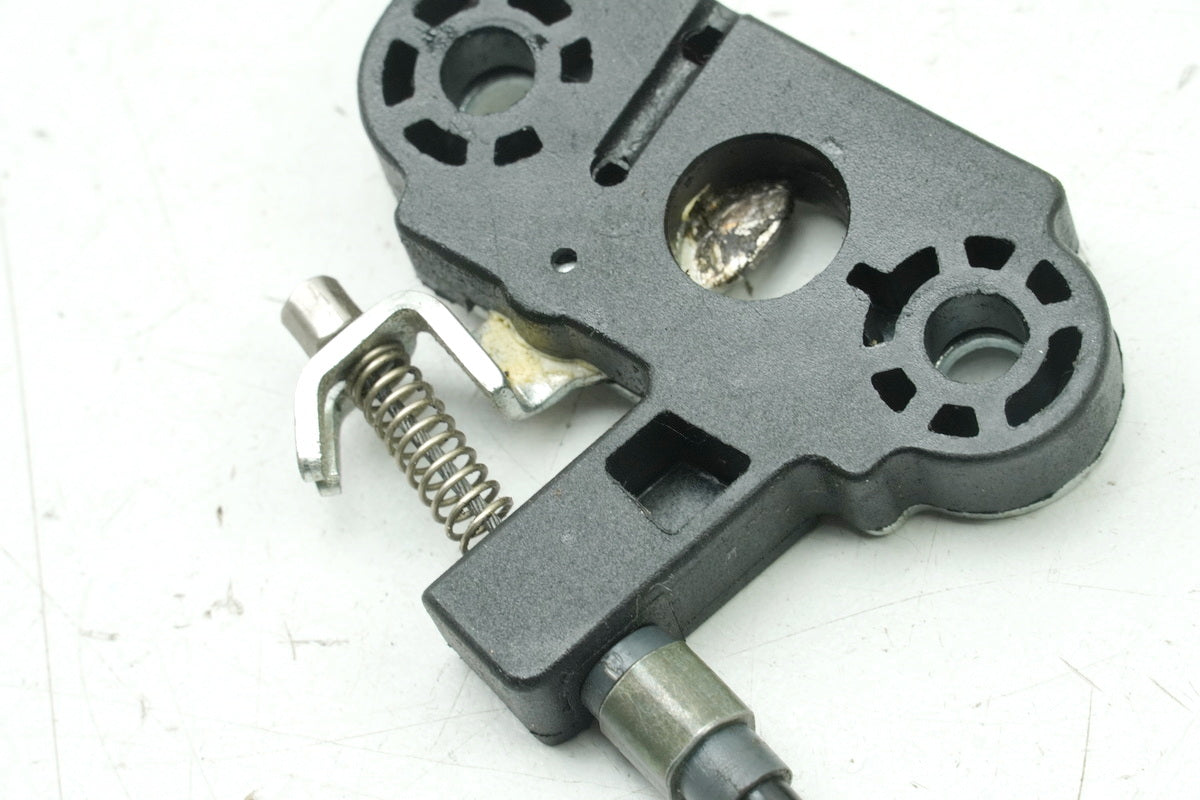 APRILIA RS 125 RS4 ZD4TW Passenger Seat Lock Cable Opener Latch Seat