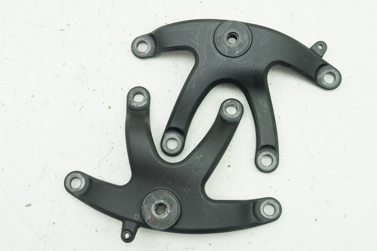 KTM 1290 SUPERDUKE Motorhalterung links rechts Halter Motor Halteplatte Schraube