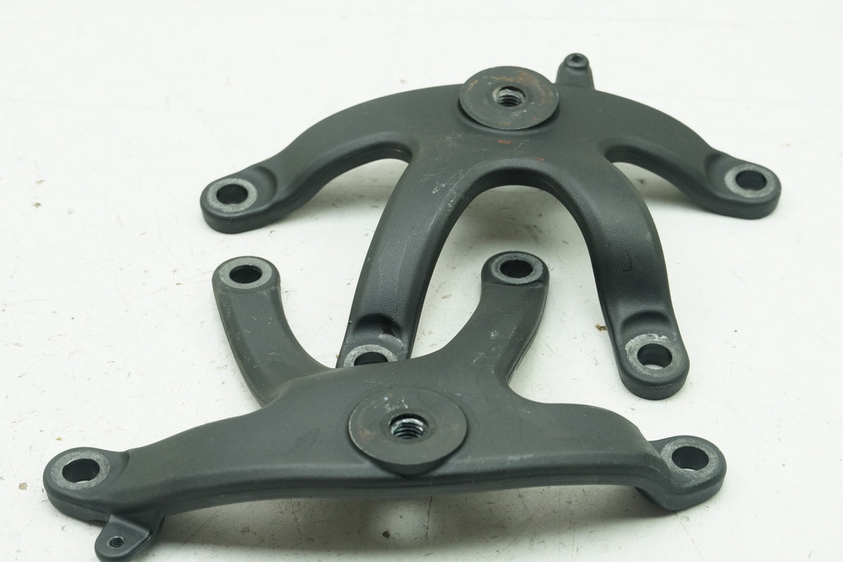KTM 1290 SUPERDUKE Motorhalterung links rechts Halter Motor Halteplatte Schraube