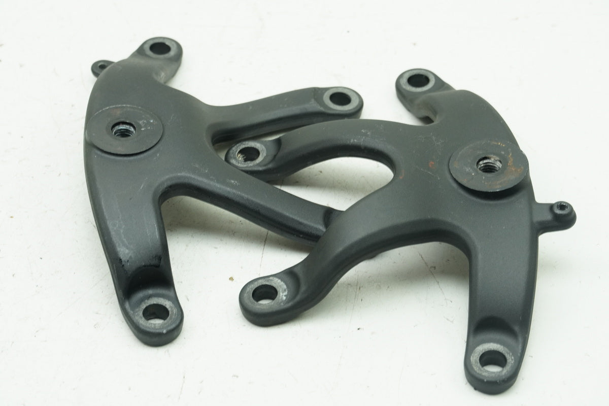 KTM 1290 SUPERDUKE Motorhalterung links rechts Halter Motor Halteplatte Schraube