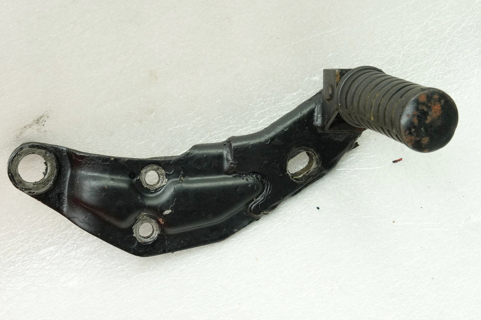 YAMAHA RD 250 1A2 Fußrastenanlage Sozius links Halter Fußraste Fußrastenplatte