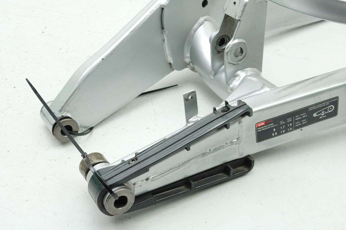 APRILIA RS 125 RS4 ZD4TW Schwinge Hinterradschwinge (für Felge Hinterrad)