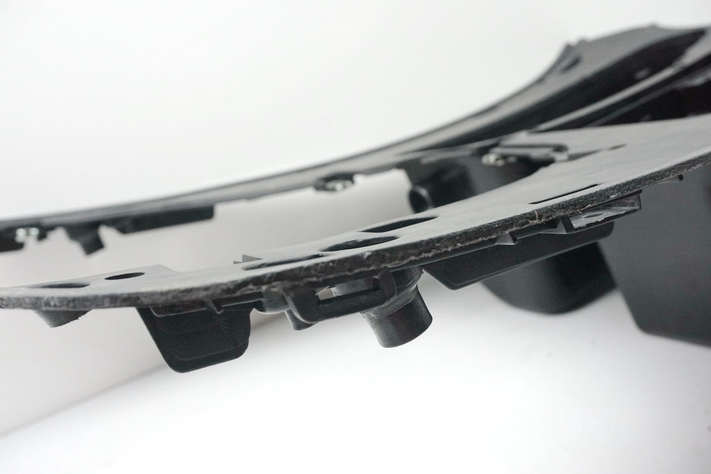 DAELIM OTELLO SG 125 F CARENADO REPOSAPIÉS PLATAFORMA CUBIERTA TAPA