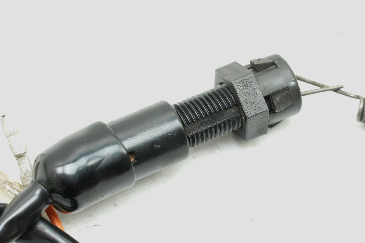SUZUKI GSF 400 GK75B Bandit interruptor luz freno trasero