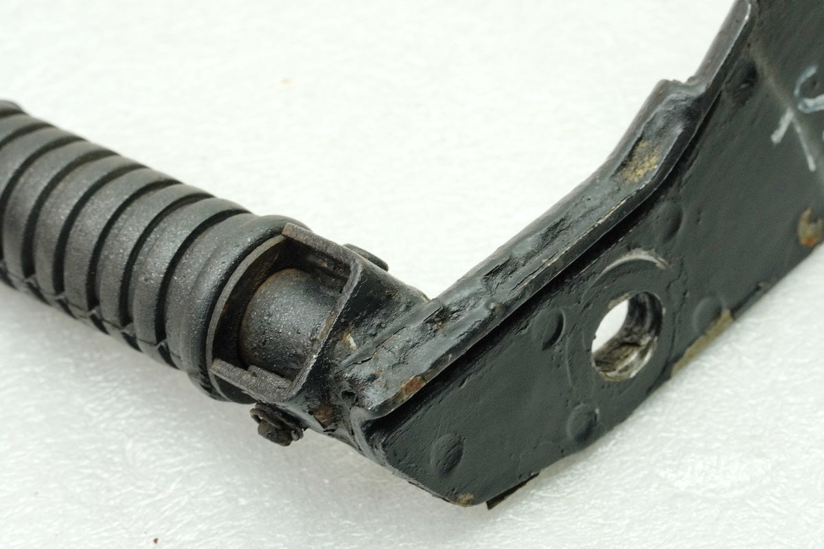 YAMAHA RD 250 1A2 Footrest Assembly Pillion Left Holder Footrest Footrest Plate
