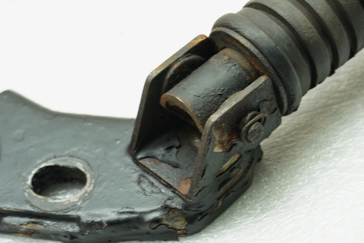 YAMAHA RD 250 1A2 Footrest Assembly Pillion Left Holder Footrest Footrest Plate