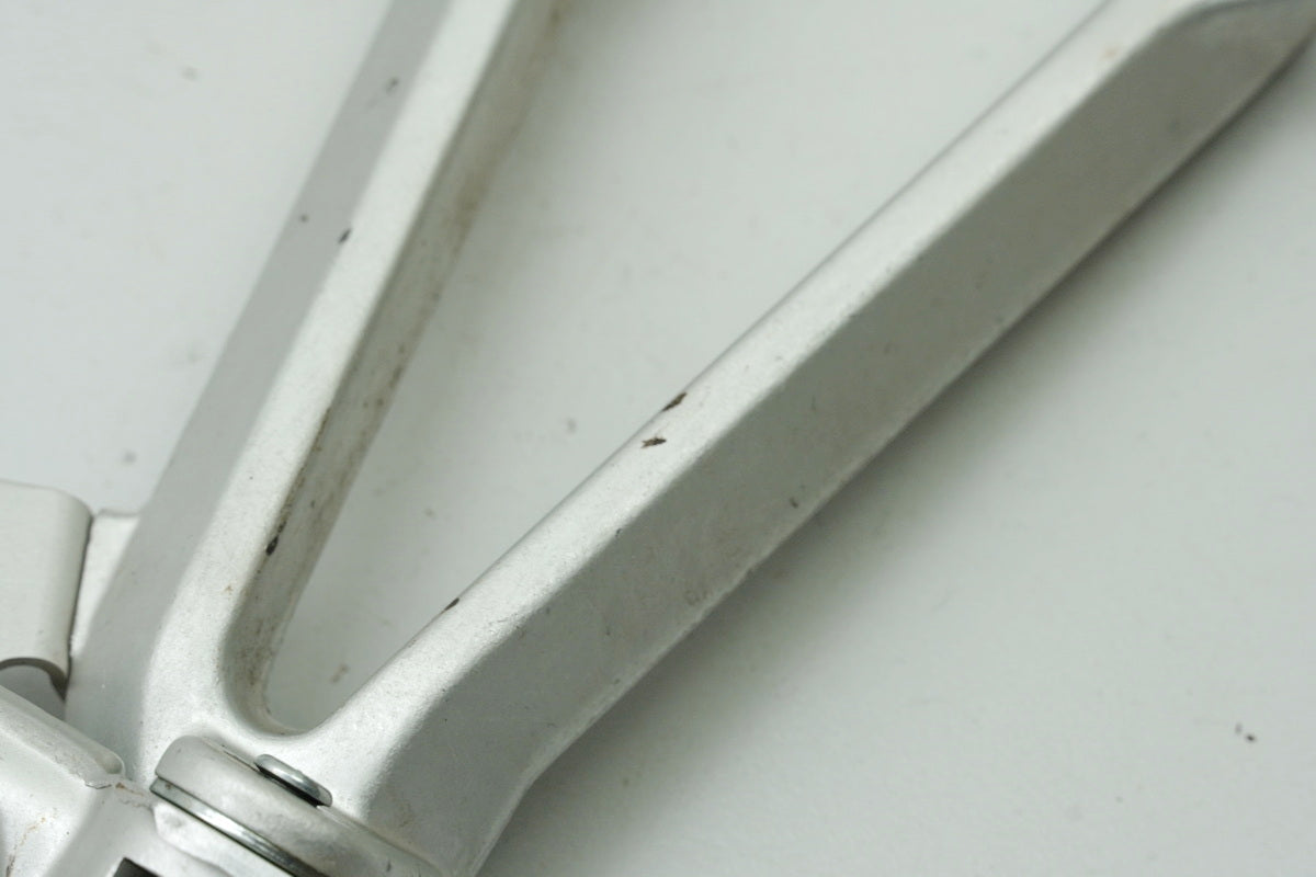DUCATI 749 999  Fußrastenanlage Sozius rechts Halter Fußraste 82410811A