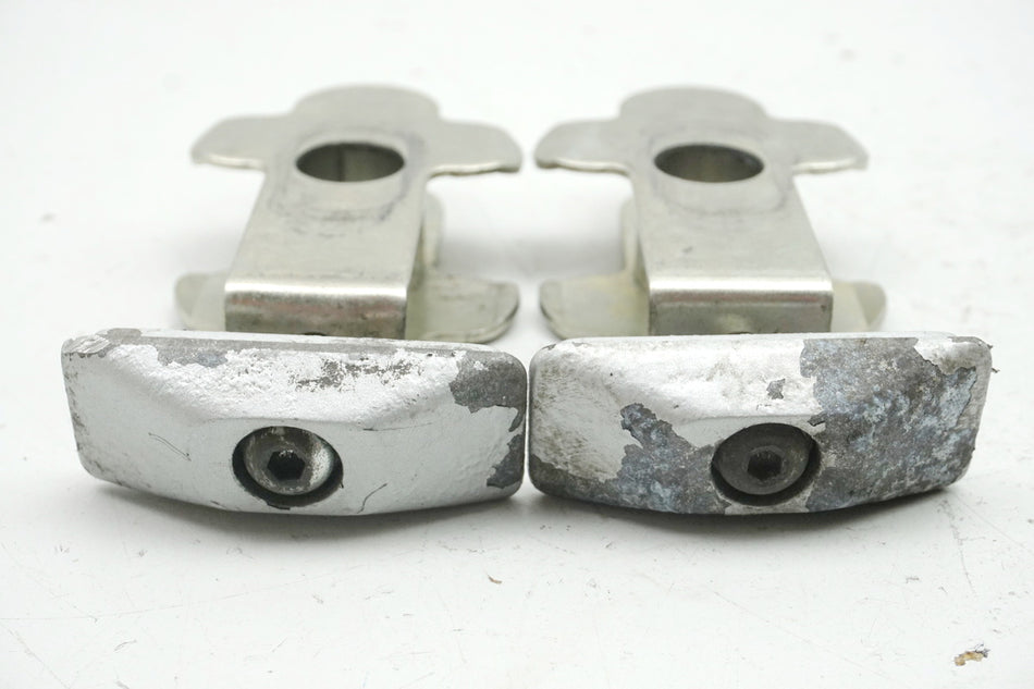 SUZUKI GSX 650 F WVCJ ABS BANDIT Kettenspanner - Paar