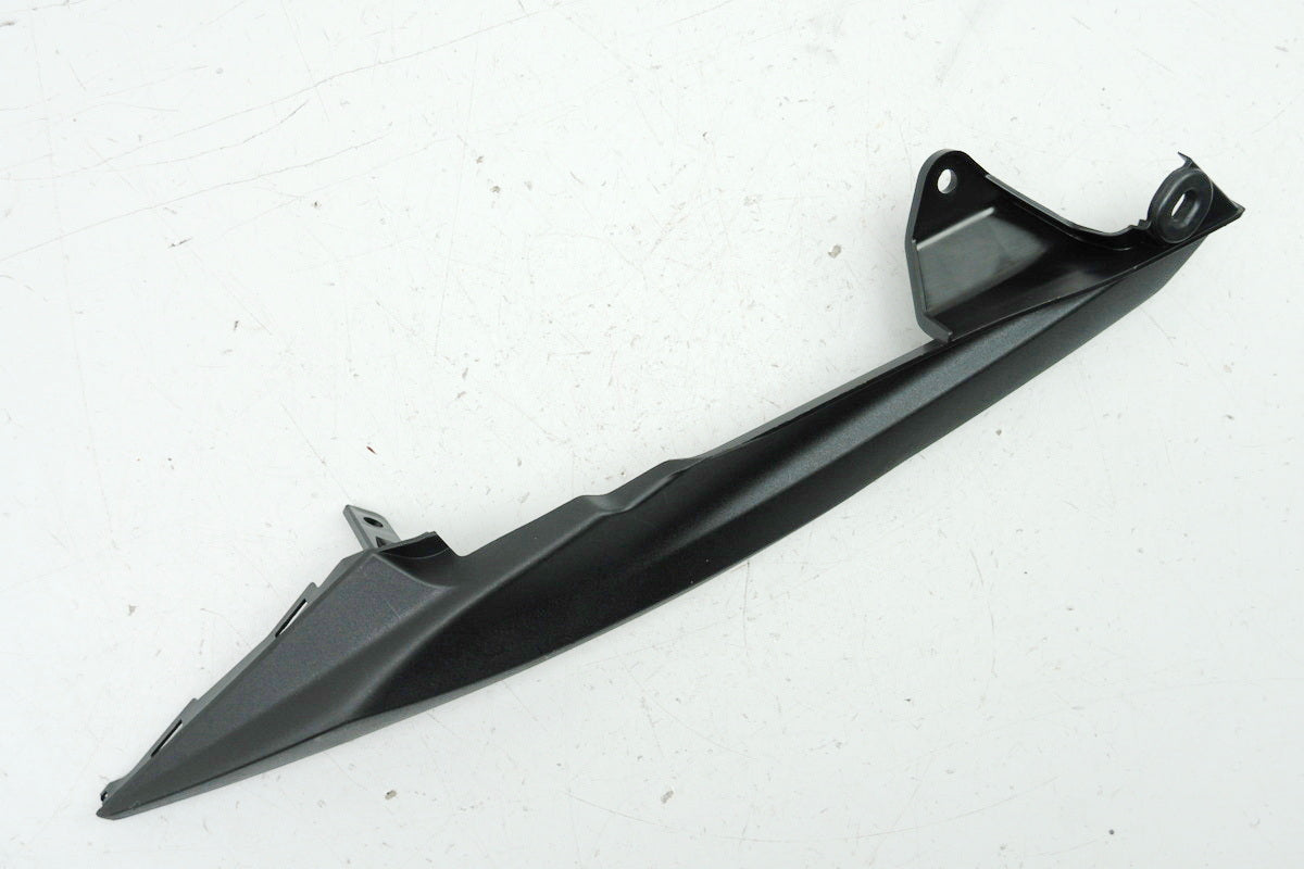 HONDA CB 125 F JC64 CARENADO TRASERO DERECHO INFERIOR CUBIERTA TAPA CARENADO