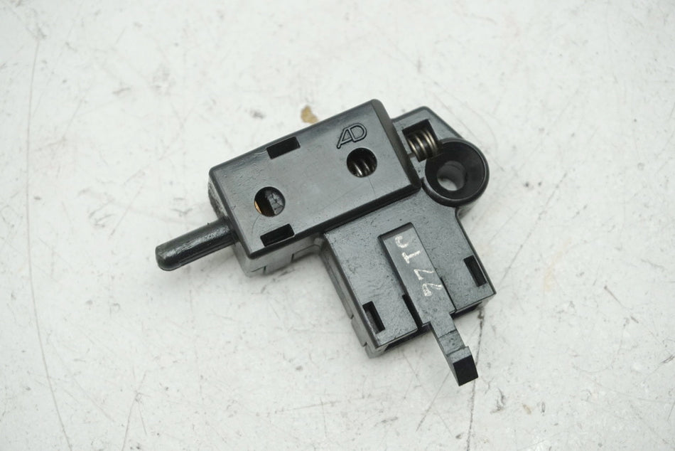 YAMAHA MT01 RP12 Clutch Switch original (for clutch master cylinder)