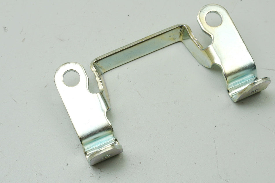 YAMAHA XV 535 VIRAGO 2YL Halterung für Cover Blende am Zylinderkopf 2GV-11142-00