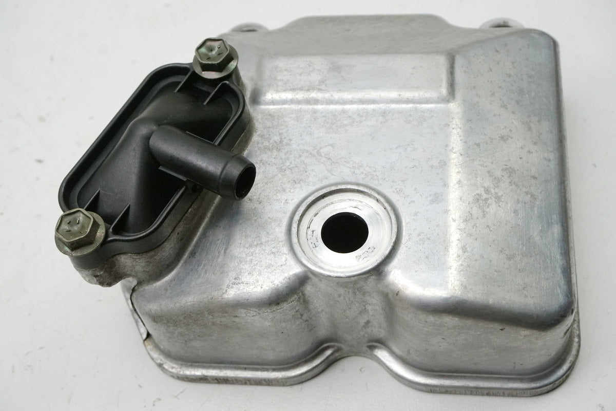SUZUKI UH 125 BURGMAN K2-K6 Valve Cover Engine Cover Cylinder Head