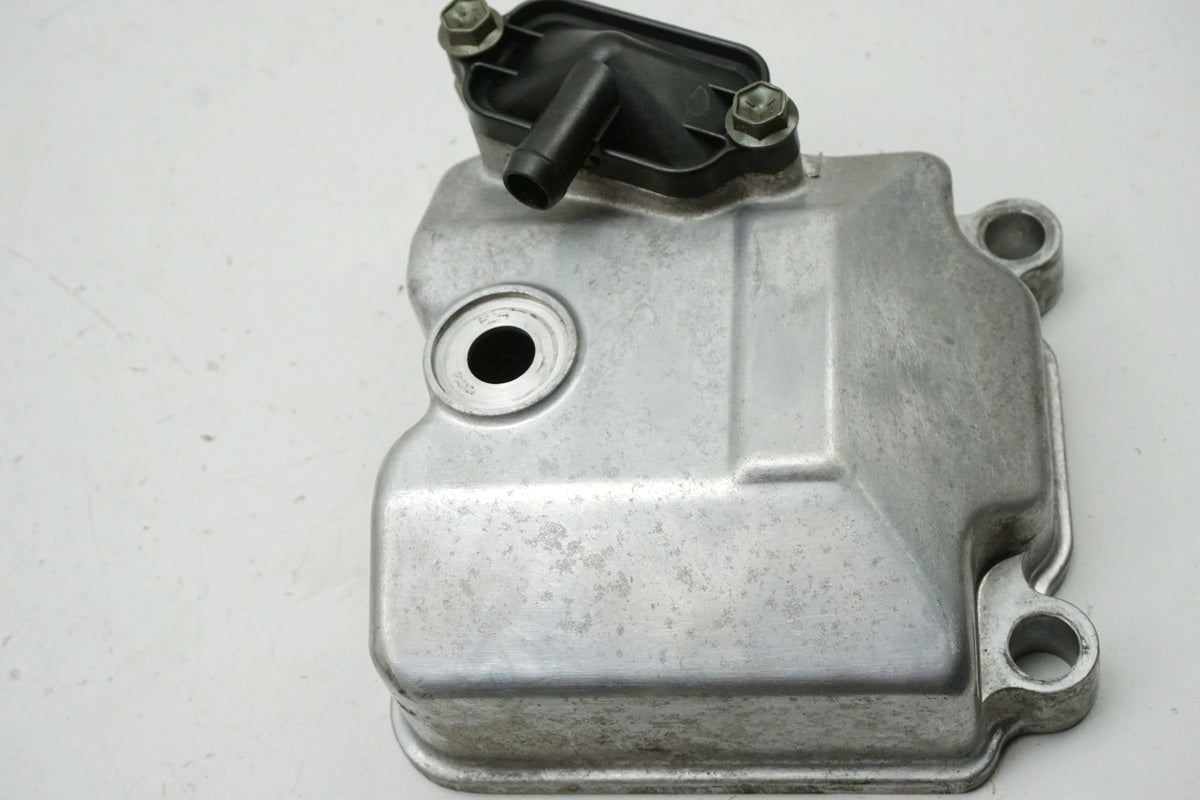 SUZUKI UH 125 BURGMAN K2-K6 Valve Cover Engine Cover Cylinder Head