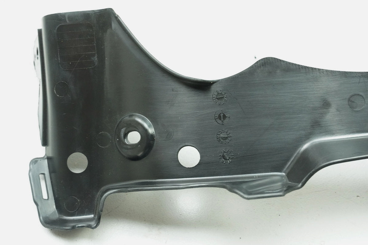 Yamaha YZF R1 RN32 RN49 Halterung Scheinwerfer Abdeckung Cover Verkleidung oben