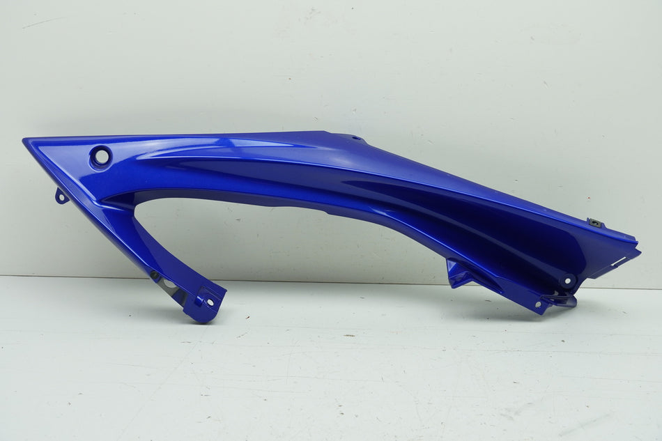 YAMAHA YZF R6 RJ15 Fairing upper right side panel cover 13S-2117W-00-P0