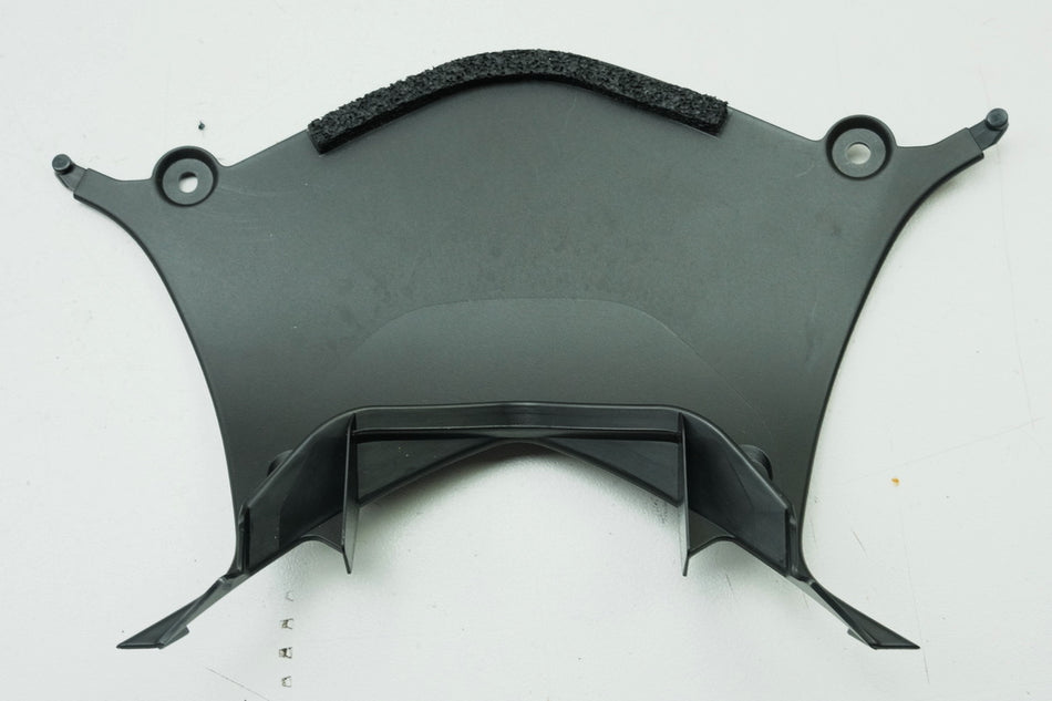 Yamaha YZF R1 RN32 RN49 RN65 Verkleidung Heck mitte Abdeckung Cover Blende Sitz