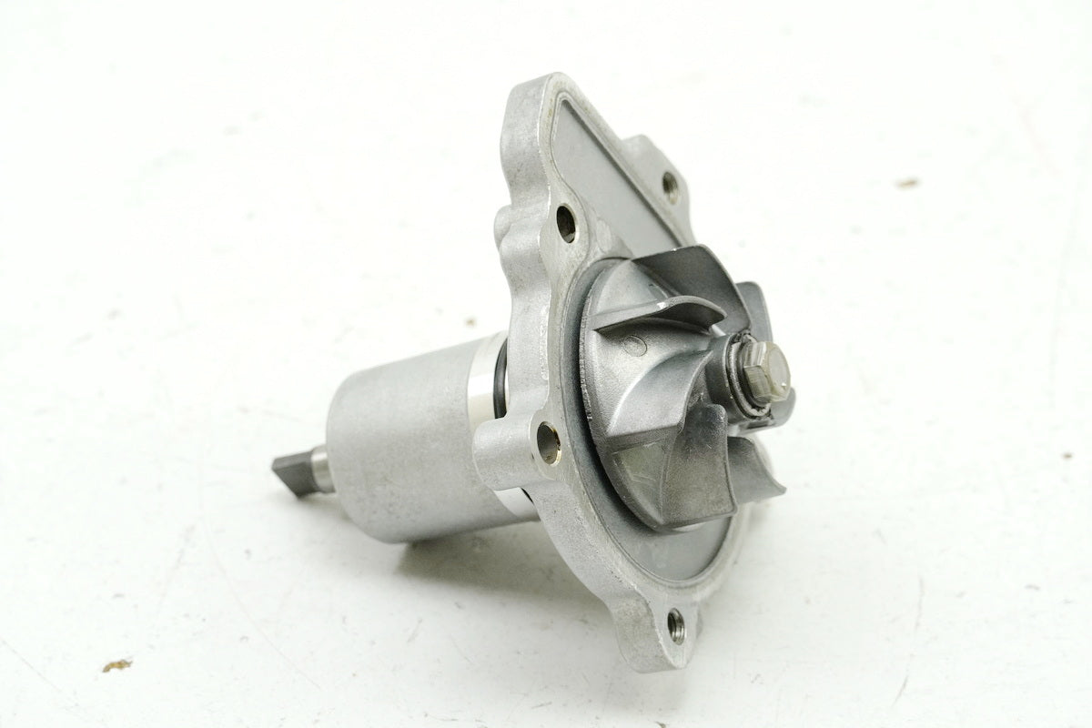 Bomba de agua Suzuki GSF 400 GK75B Bandit