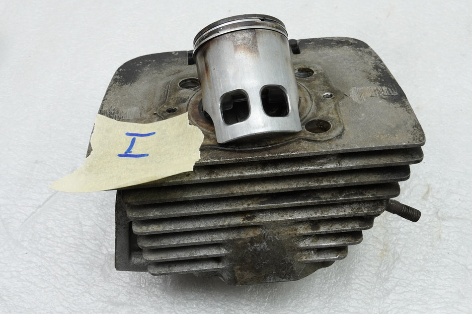 YAMAHA RD 250 1A2 Cilindro 1 izquierdo + pistón (para motor)