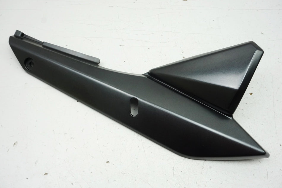 SUZUKI GSX 650 F WVCJ ABS BANDIT Tapa lateral derecha Cubierta Carenado