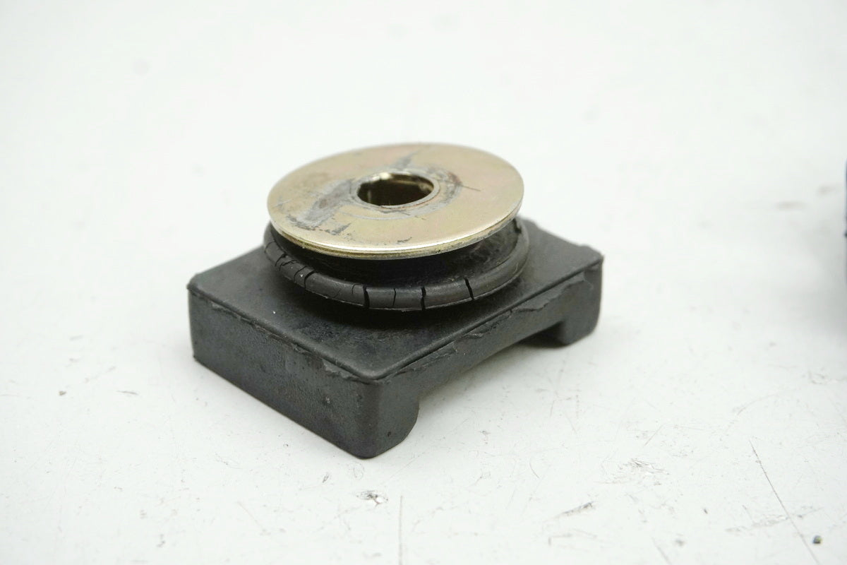 DAELIM VL 125 FI DAYSTAR BA1 Soportes de goma del tanque Soportes de tanque Gomas de apoyo