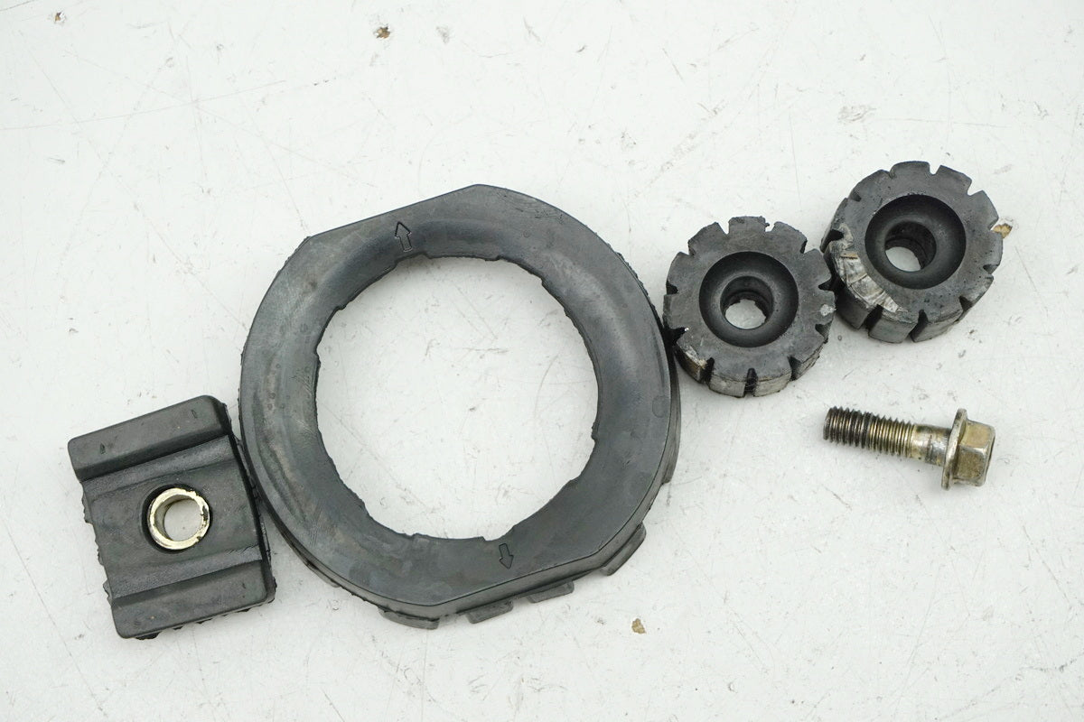 DAELIM VL 125 FI DAYSTAR BA1 Soportes de goma del tanque Soportes de tanque Gomas de apoyo