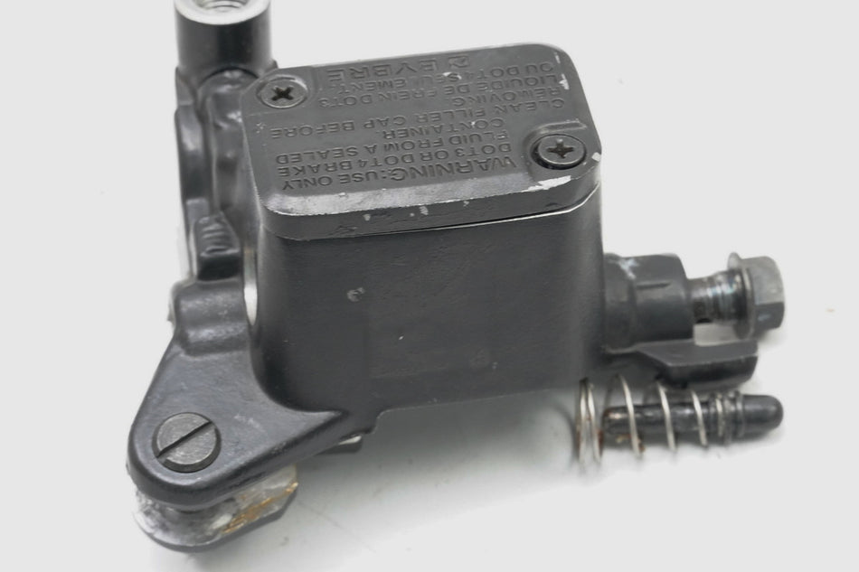 Royal Enfield Himalayan Bremszylinder vorn Bremspumpe Hauptbremszylinder