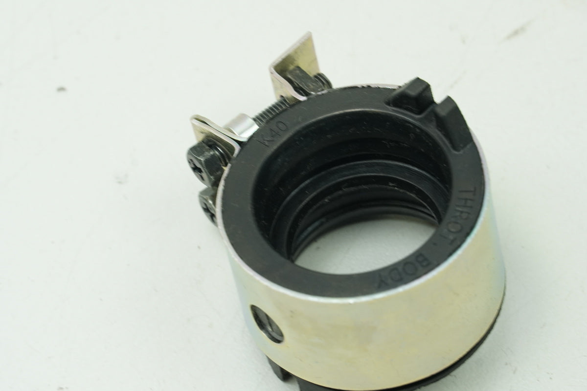 Honda NSS 125 AD JF69 Forza Ansaugstutzen Gummi Isolator Abdeckung Cover