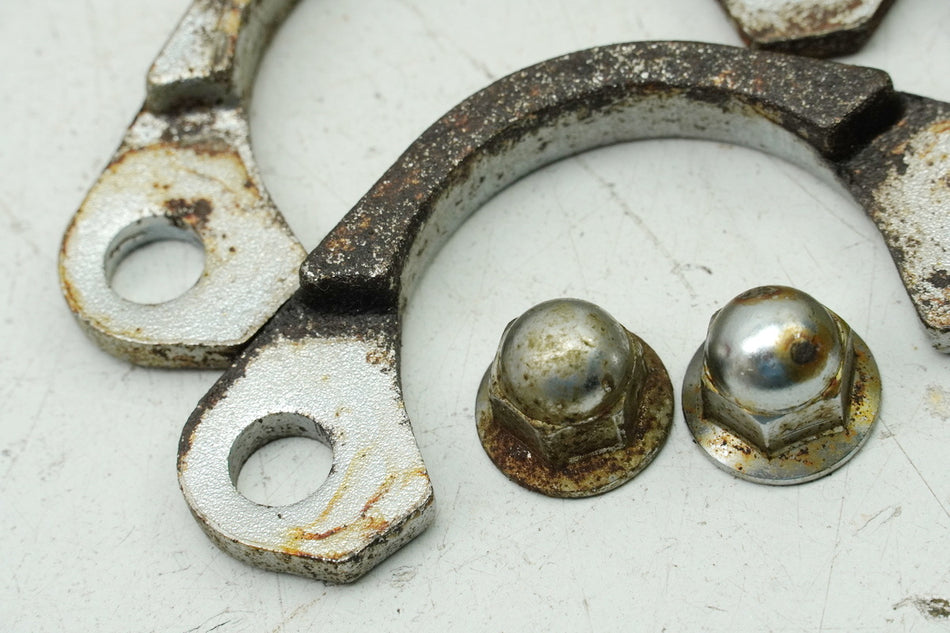 KAWASAKI EN 500 EN 500A Krümmer Schellen Halbmond Halter Flansch Auspuff
