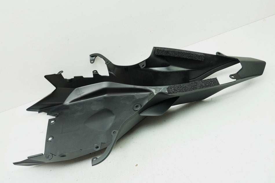 Yamaha YZF R1 RN32 RN49 RN65 Heckinnenverkleidung Kotflügel Radlauf Fender