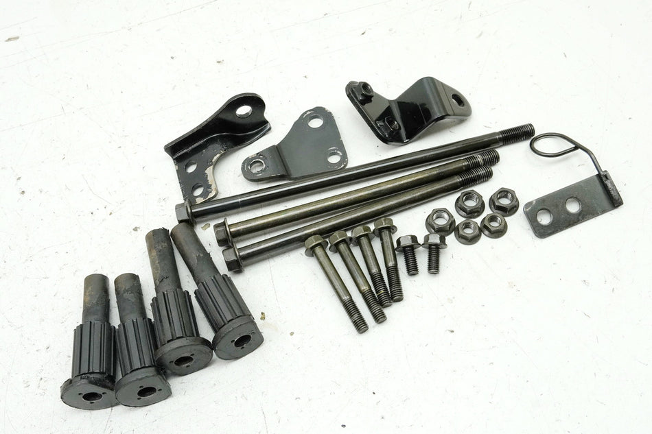KAWASAKI EN 500 EN 500 A Halterung Motor Achse Schrauben Distanz Motorhalter
