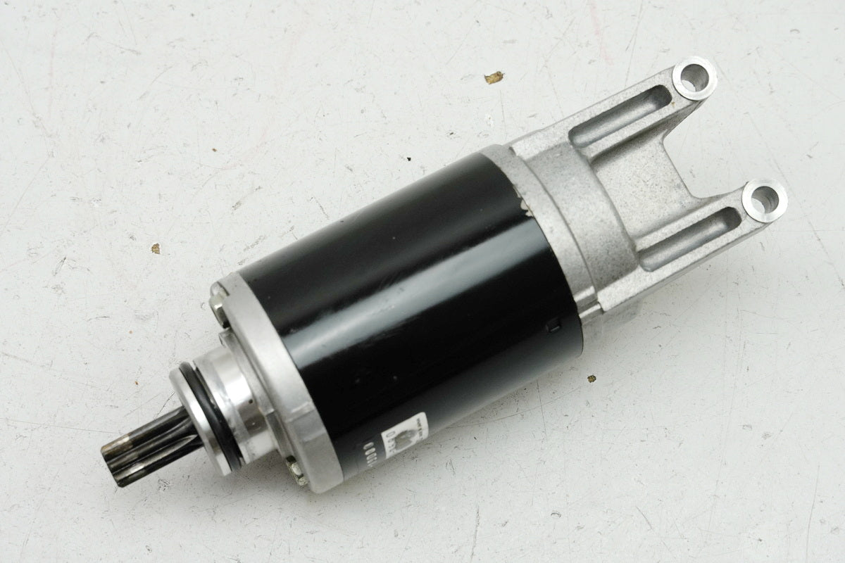 SUZUKI GSF 400 GK75B Bandit Motor de arranque Denso 31100-10D00 Motor