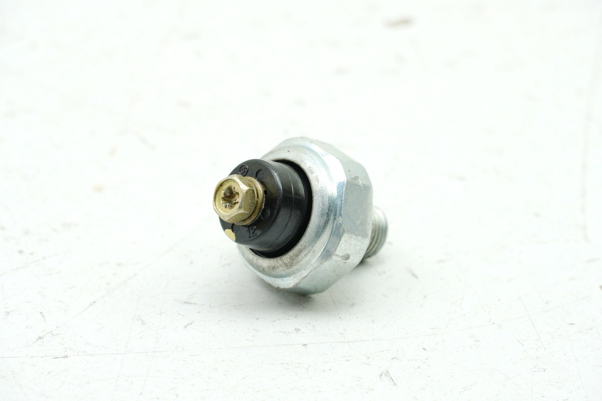 HONDA CB 500 PC26 Oil Pressure Switch for (Engine)