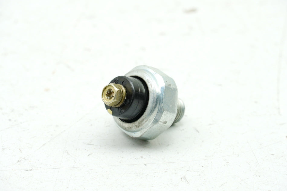 HONDA CB 500 PC26 Öldruckschalter für (Motor)