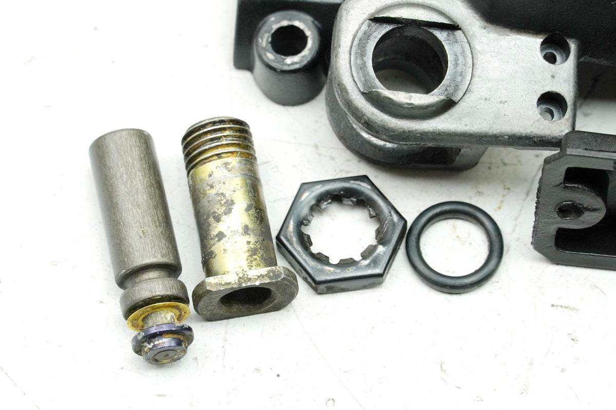 YAMAHA TDR 125 3XE Belgarda Cilindro de freno delantero Bomba de freno Cilindro maestro