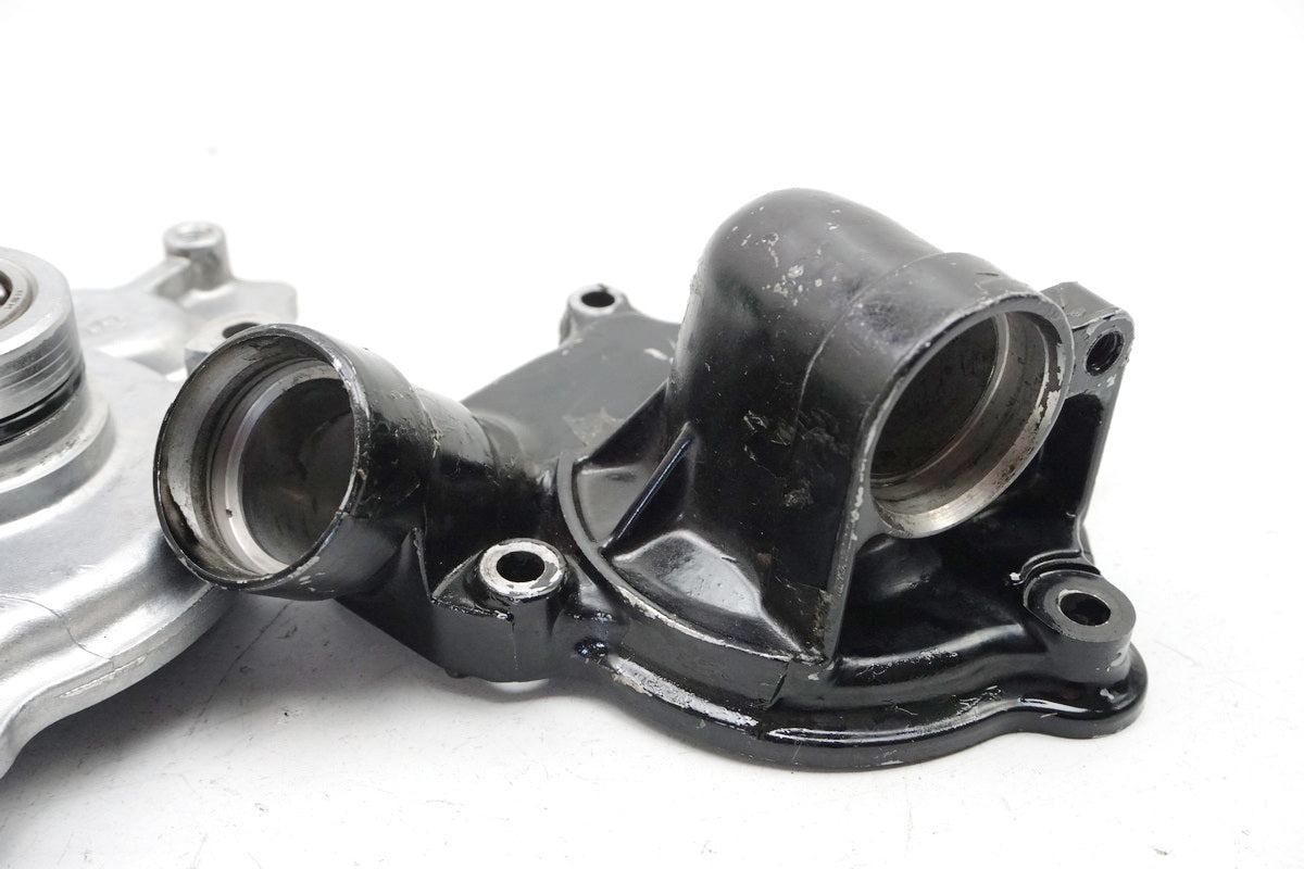 YAMAHA FZ 750 1FN Bomba de agua