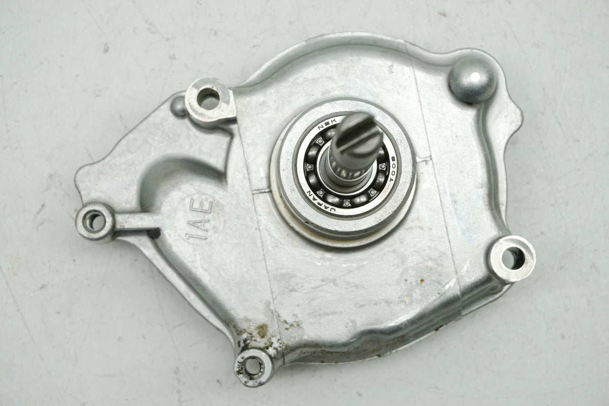 YAMAHA FZ 750 1FN Bomba de agua