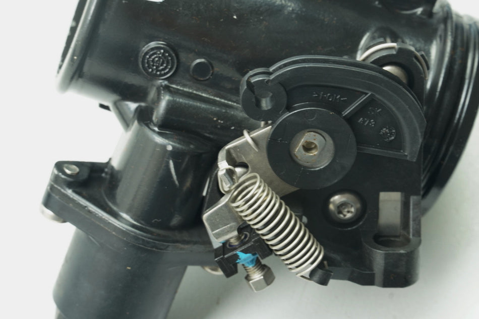 BMW R nine T Urban G/S 0J41 Drosselklappe links Drosselkörper Leerlaufsteller