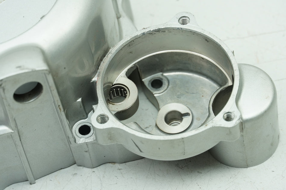 KYMCO ZING 125 RFBRF25AA Tapa Lima Tapa Motor Tapa Motor Generador SÓLO 8785km