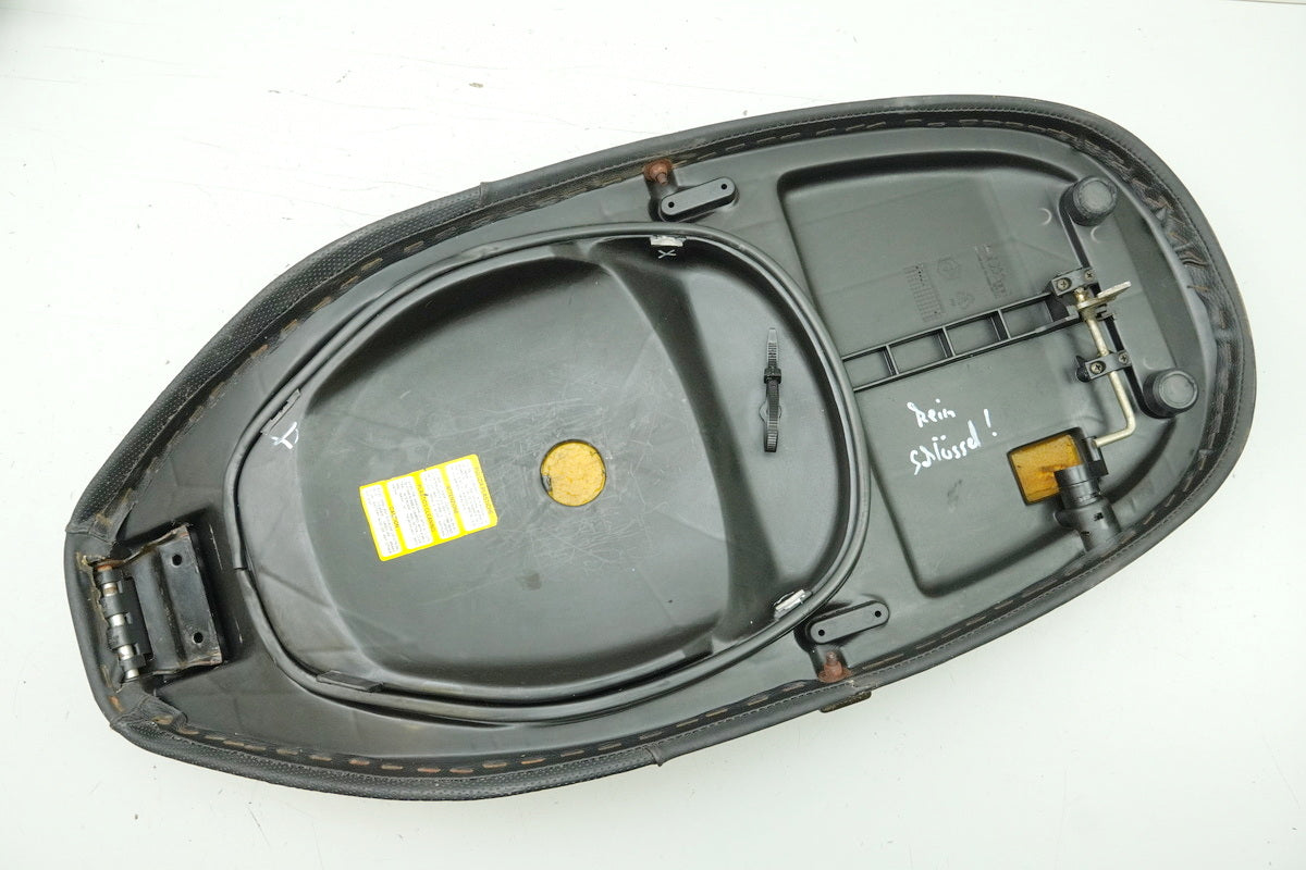 PIAGGIO SFERA 50 C01 Asiento Sillín