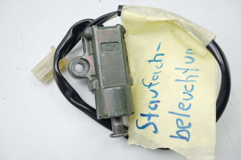 SUZUKI UH 125 BP BURGMAN K2-K6 Schalter Staufachbeleuchtung Lampe Helmfach