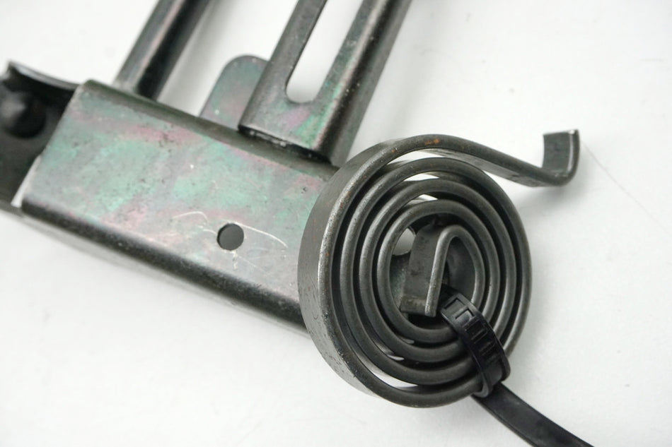 SUZUKI UH 125 BP BURGMAN K2-K6 Öffner Sitzbank Scharnier Halter