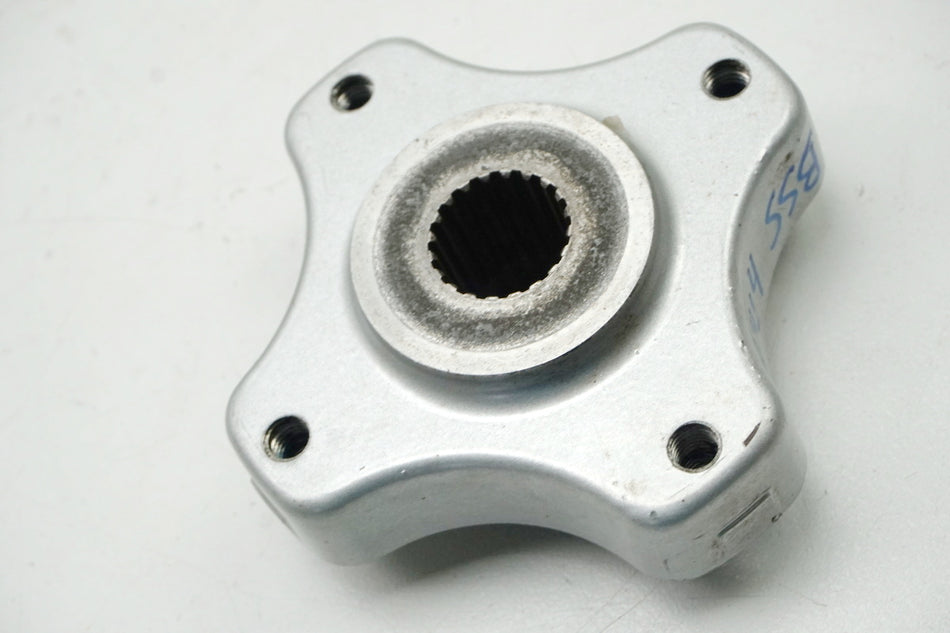 SUZUKI UH 125 BP BURGMAN K2-K6 Halterung Bremsscheibe hinten Träger Aufnahme