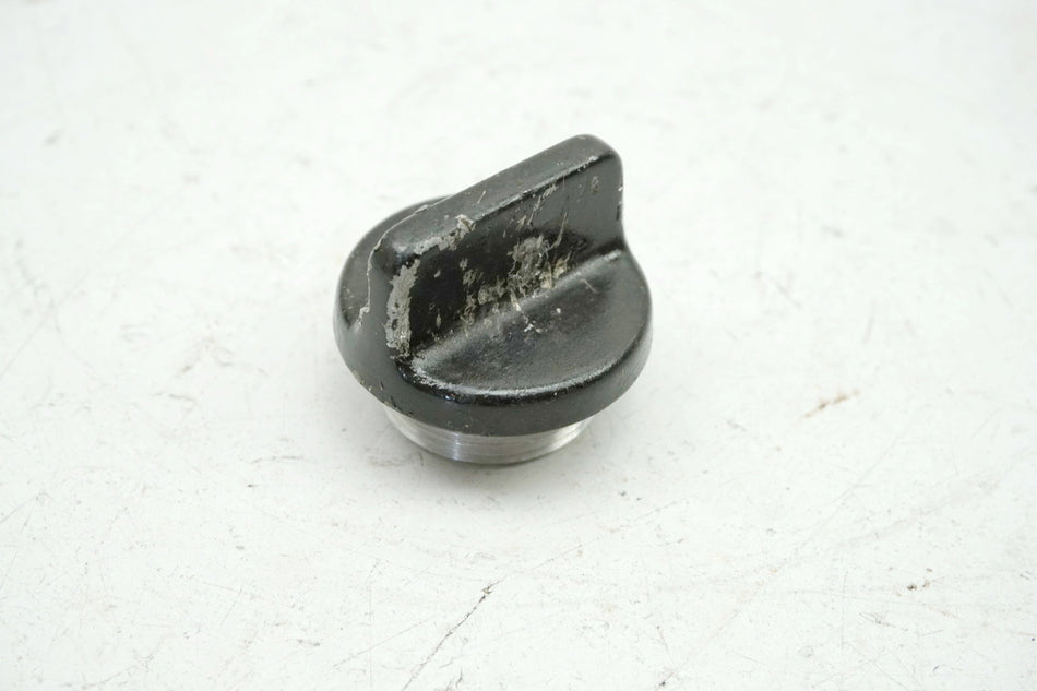 YAMAHA FZ 750 1FN Oil Filler Cap Cover Screw Engine Oil