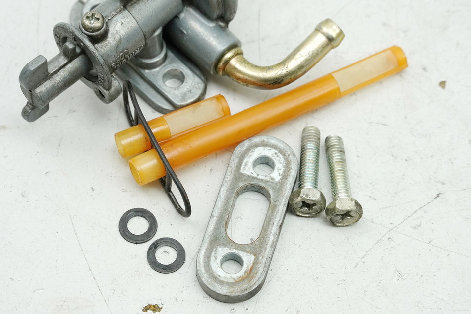 SUZUKI GSF 400 GK75B Bandit grifo de gasolina Mikuni para depósito